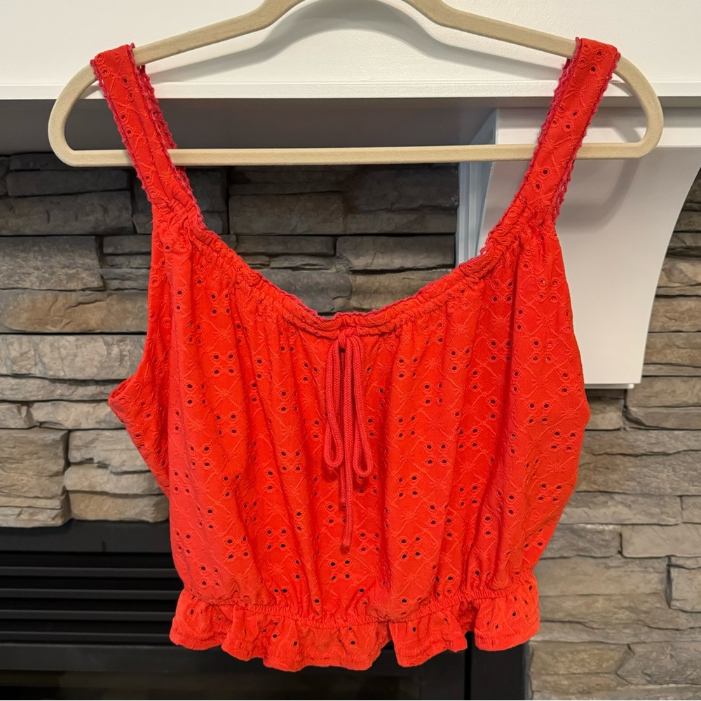 Forever 21 Cropped Top, Size Medium